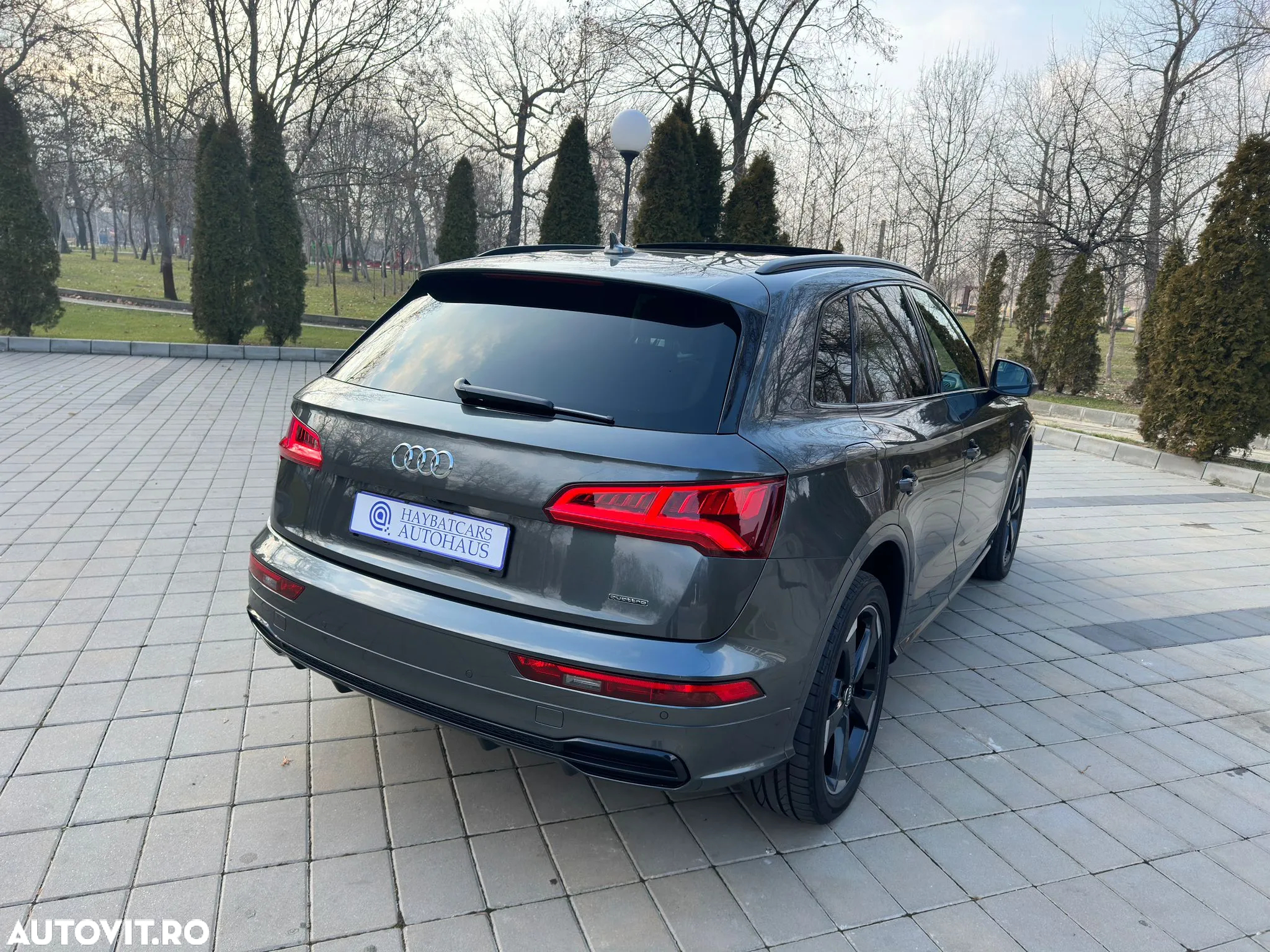 Audi Q5 50 TFSI e quattro S tronic sport - 4