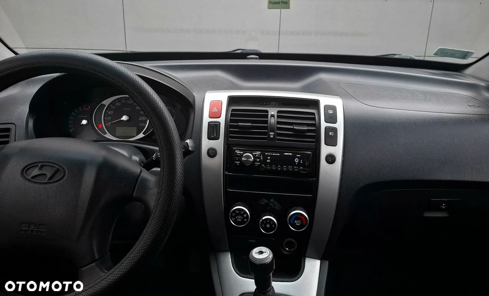 Hyundai Tucson 2.0 Comfort 2WD - 18