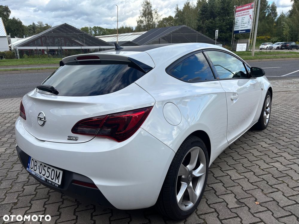 Opel Astra 1.4 Turbo - 11