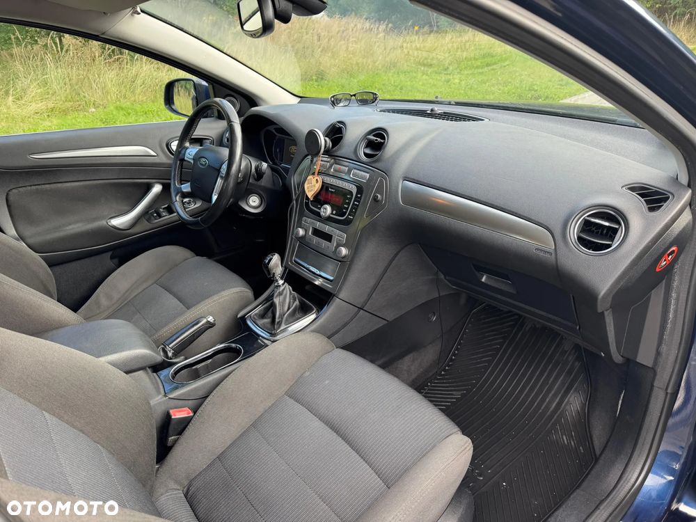 Ford Mondeo 2.0 TDCi Titanium - 14
