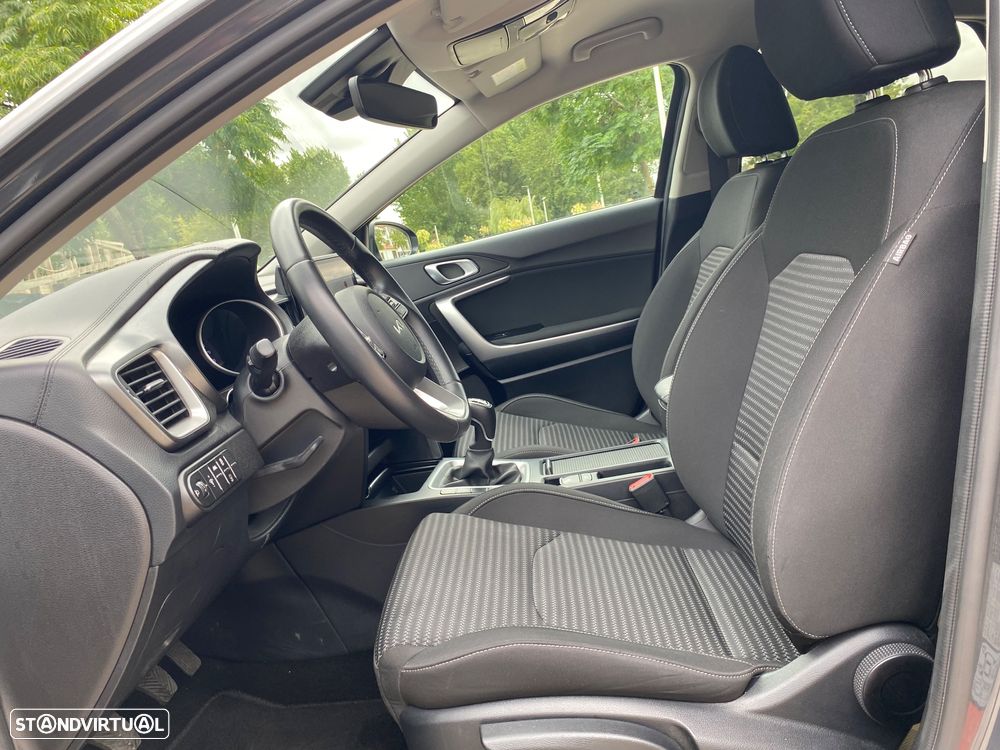 Kia XCeed 1.5 T-GDI Sport - 29