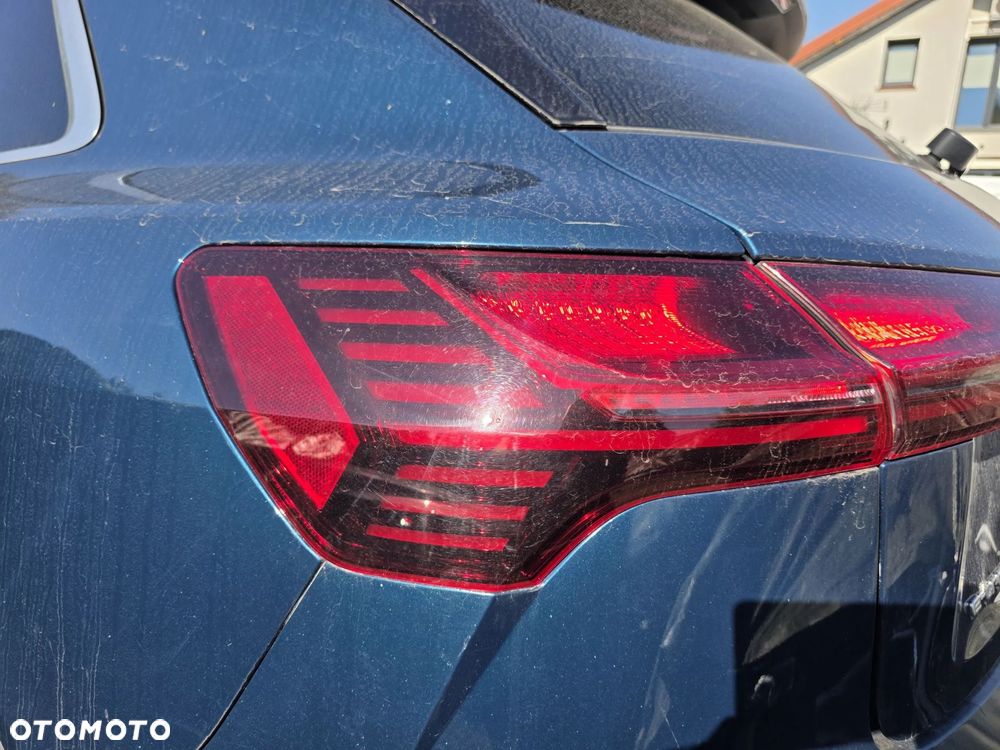 LAMPA LEWA TYŁ TYLNA AUDI E TRON 55 QUATTRO