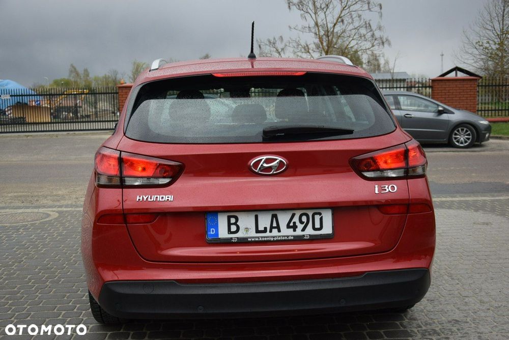 Hyundai i30 1.0 T-GDI YES - 6