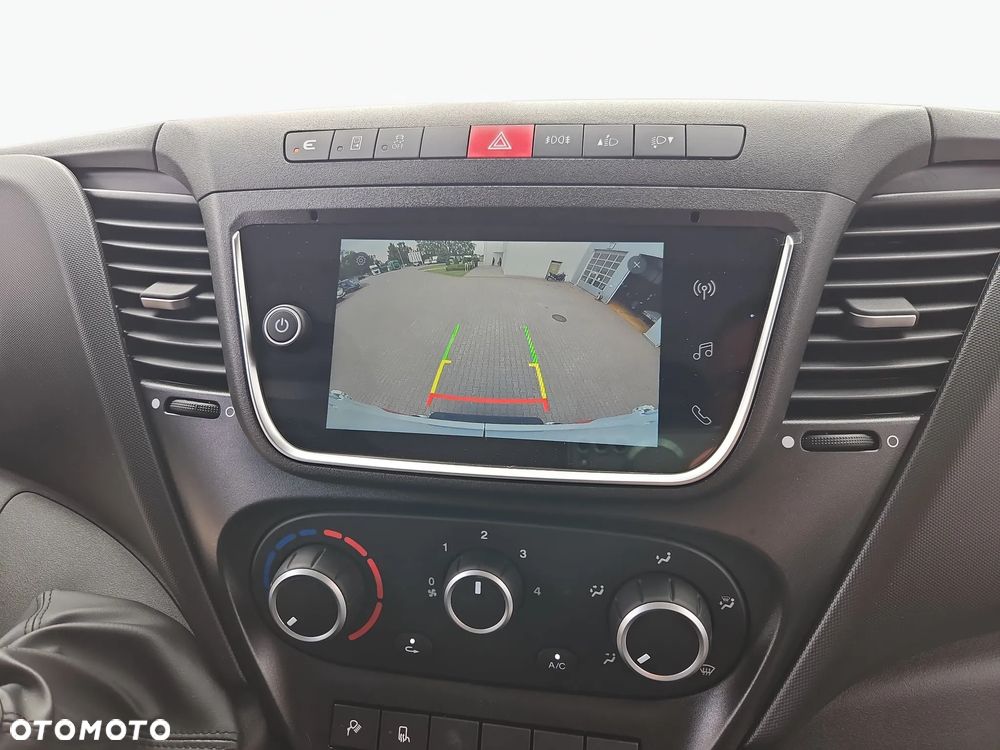 Iveco Daily L4H2 3.0 Diesel 180KM "dostępny od ręki" LEASING 101% - 10