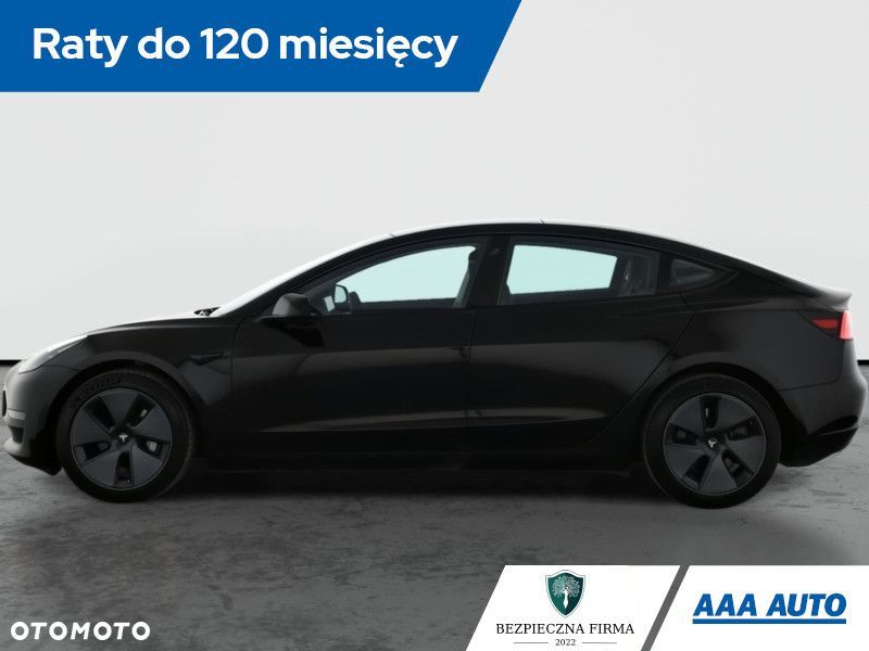 Tesla Model 3 - 4