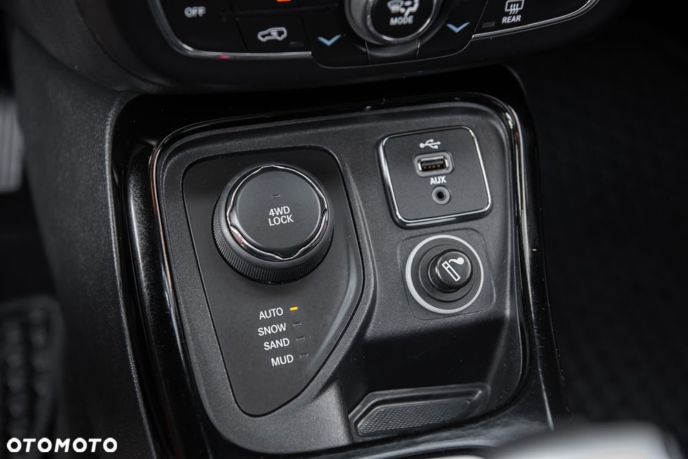 Jeep Compass 2.0 MultiJet Active Drive Automatik Limited - 29