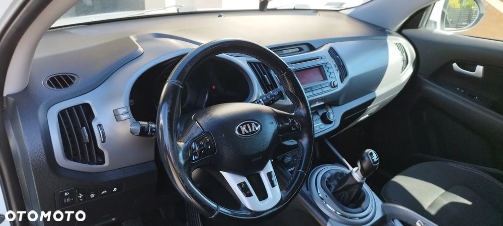 Kia Sportage 1.7 CRDI Business Line M 2WD - 23