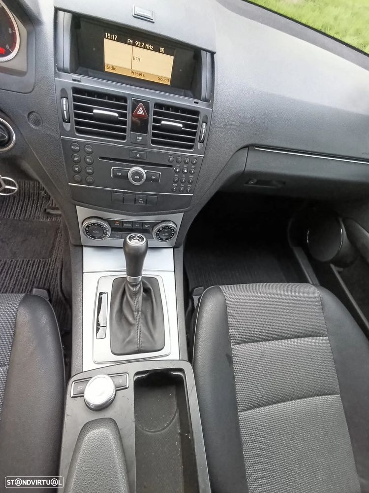 Mercedes-Benz C 220 CDi Avantgarde Aut. - 32