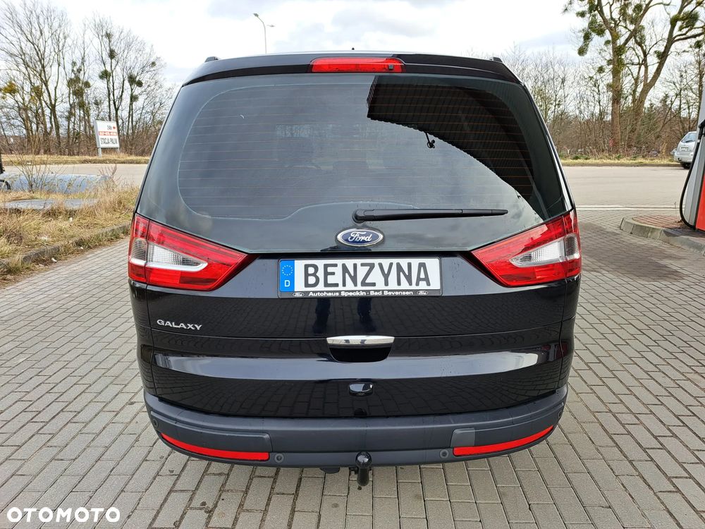 Ford Galaxy - 10