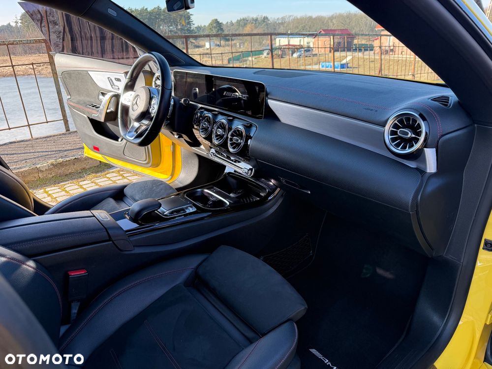 Mercedes-Benz CLA - 19