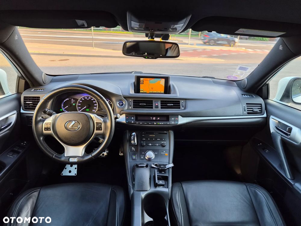 Lexus CT 200h F Sport - 19