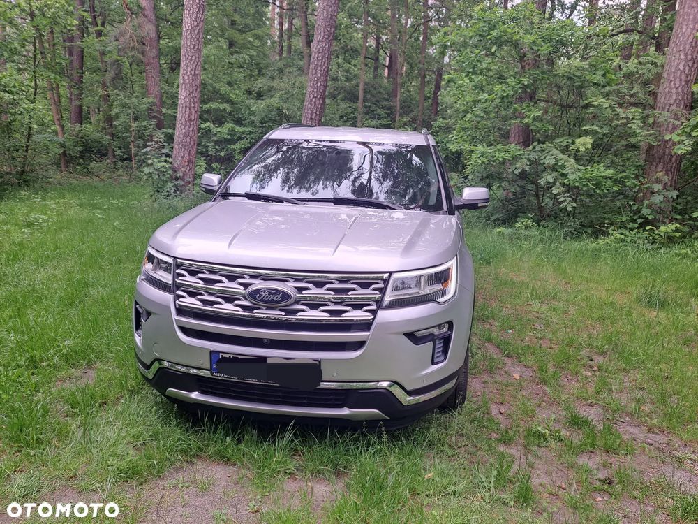 Ford Explorer - 1