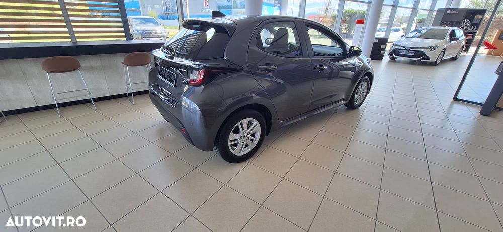 Toyota Yaris 1.5 VVT-i HSD Active - 5