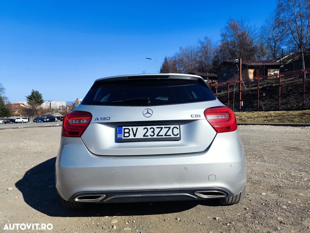 Mercedes-Benz CLA 180 d - 9
