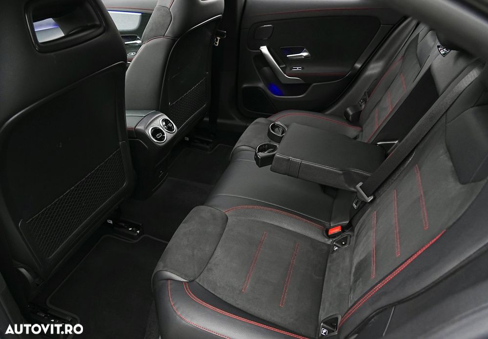 Mercedes-Benz CLA 250 e 8G-DCT AMG Line - 19