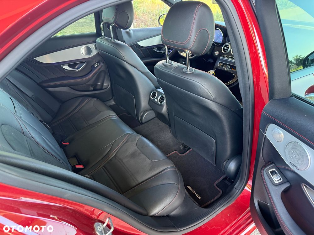 Mercedes-Benz Klasa C AMG 43 4Matic 9G-TRONIC - 12