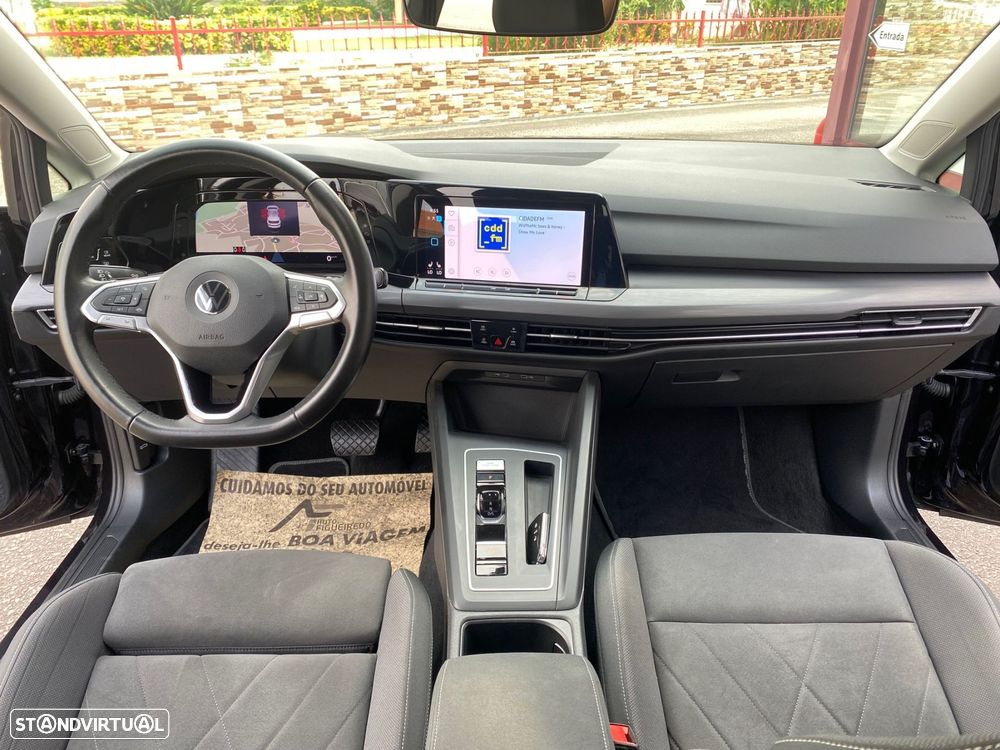 VW Golf 1.5 eTSI Style DSG - 21