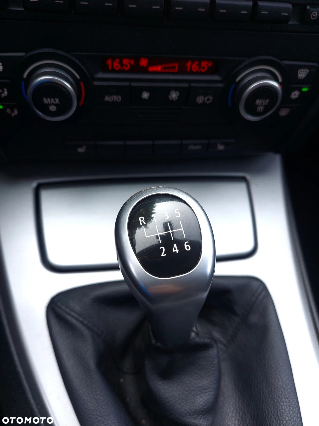 BMW Seria 3 318i Touring Edition Sport - 5