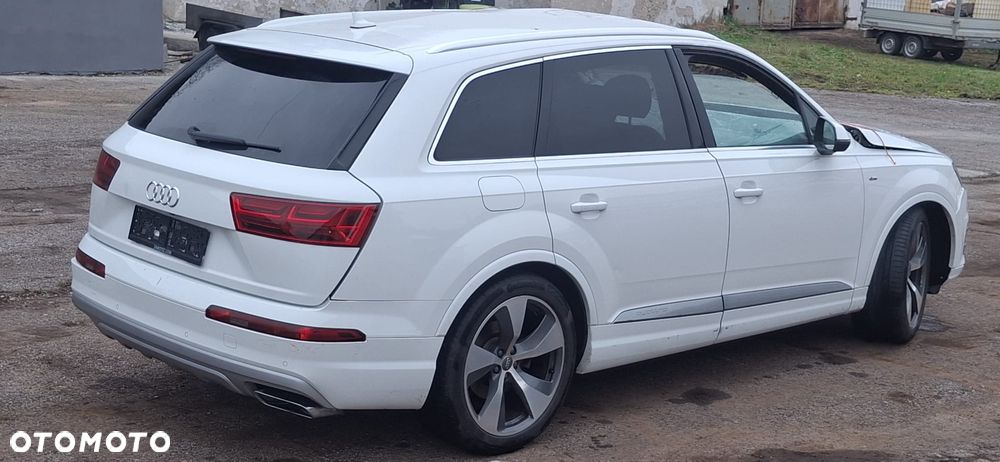 Audi Q7 ver-3-0-tdi-ultra-quattro-tiptronic - 4