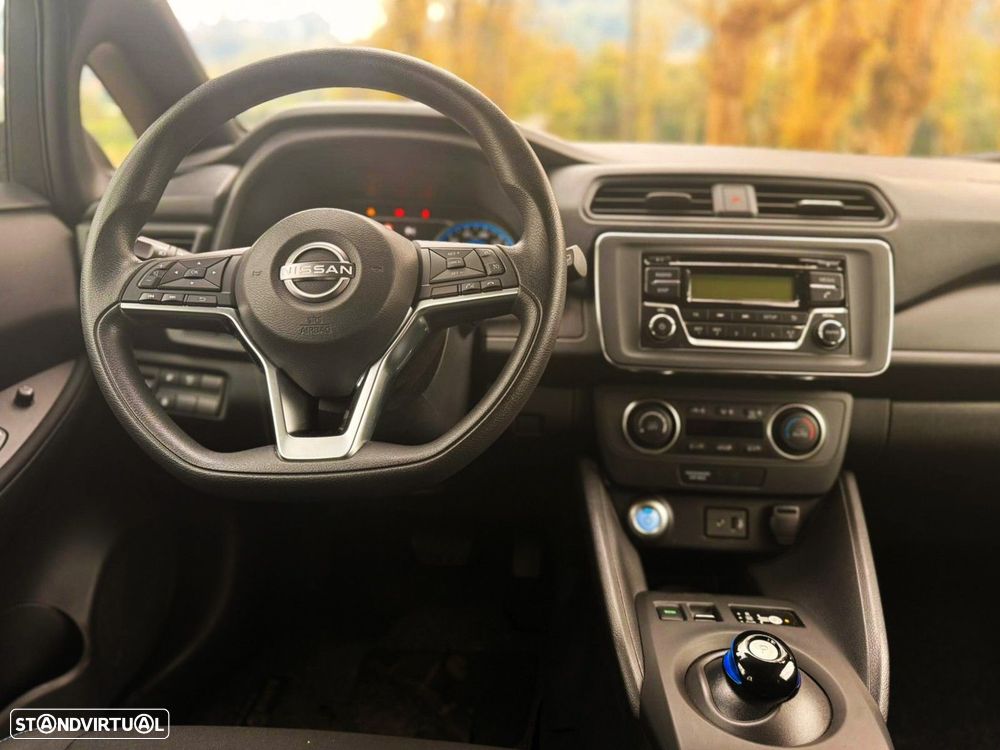 Nissan Leaf - 13