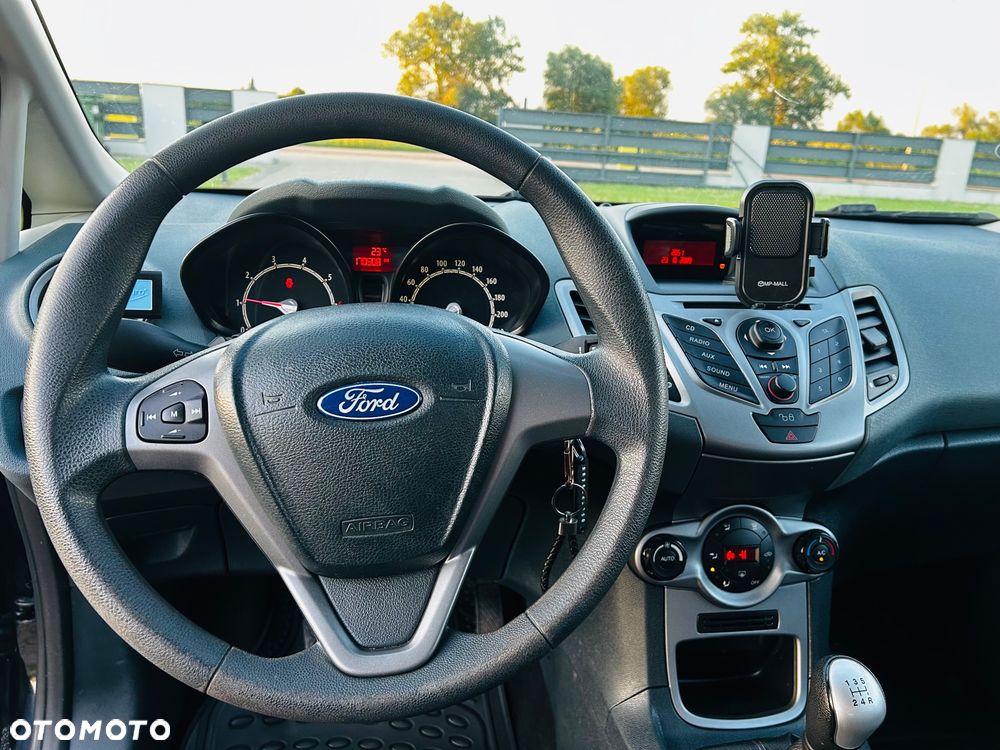 Ford Fiesta 1.25 Trend - 17