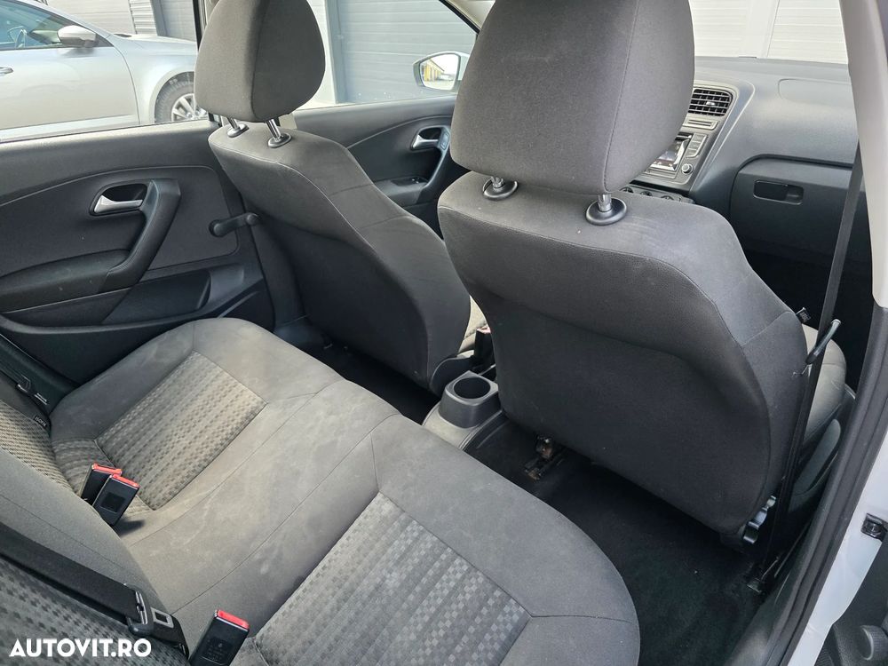 Volkswagen Polo - 8