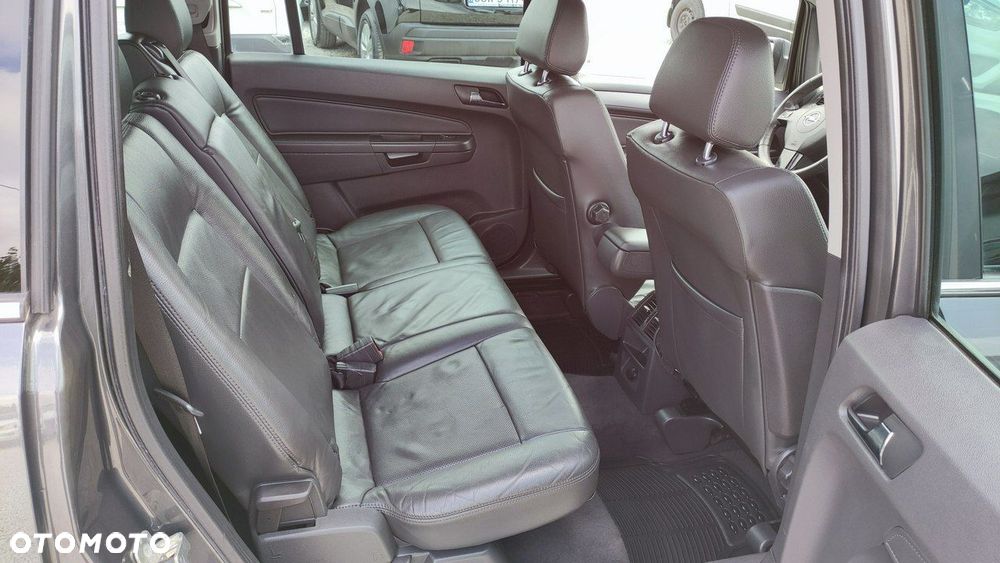Opel Zafira 1.7 CDTI Cosmo - 26
