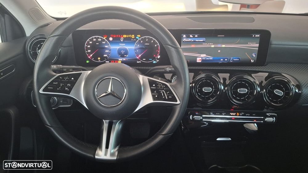 Mercedes-Benz A 200 Standard - 16