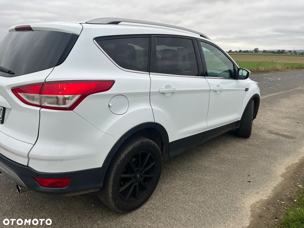 Ford Kuga 2.0 TDCi Individual - 4