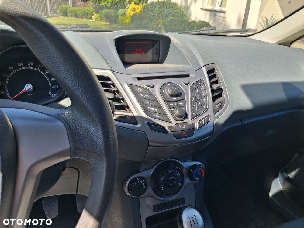 Ford Fiesta 1.25 Silver X (Trend) EU5 - 6