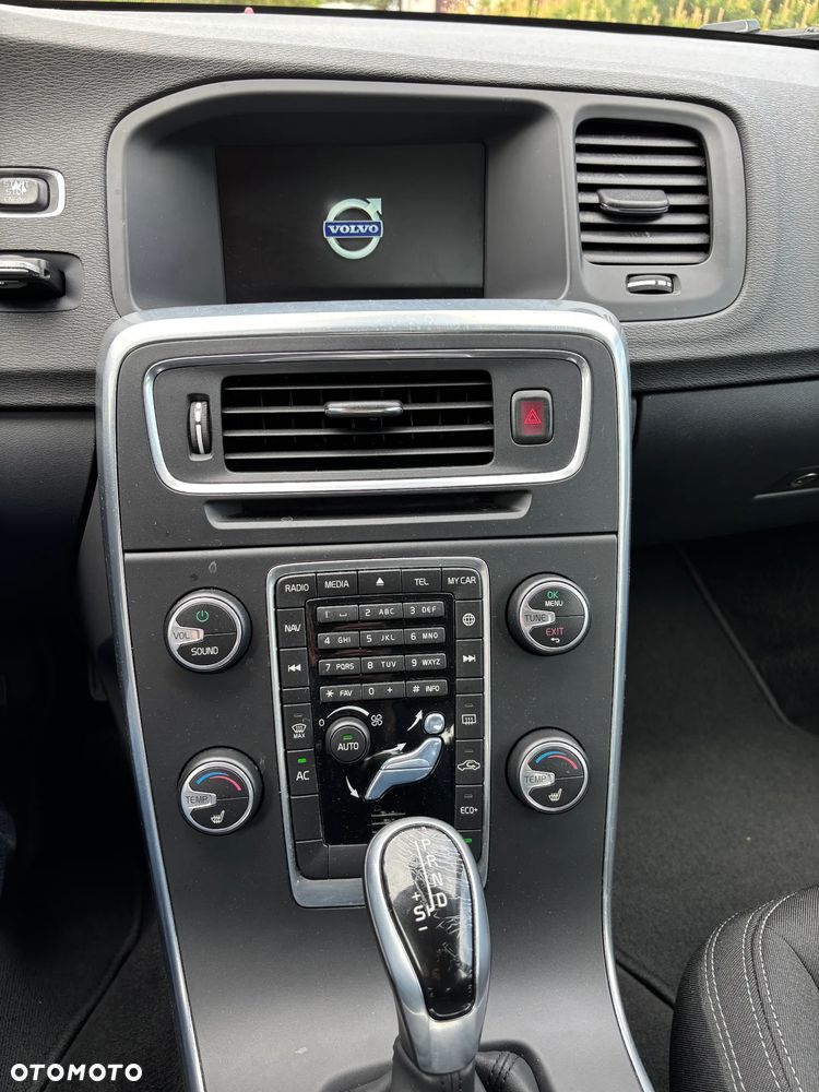 Volvo V60 D3 Geartronic Linje Business - 22