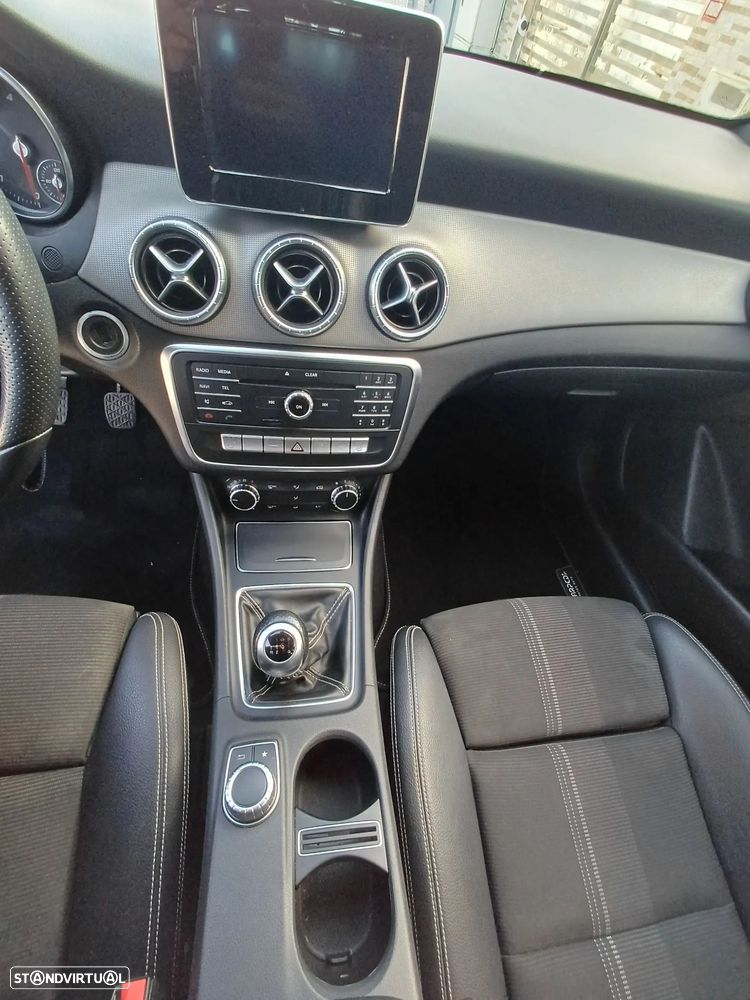 Mercedes-Benz CLA 180 d Peak Edition - 9