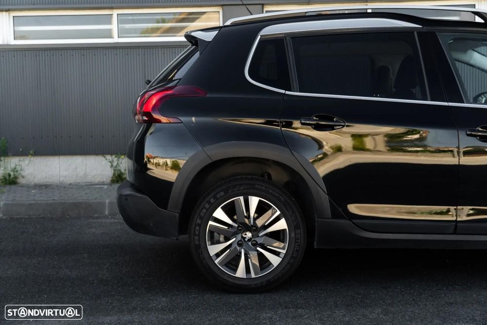 Peugeot 2008 1.2 PureTech Allure - 28