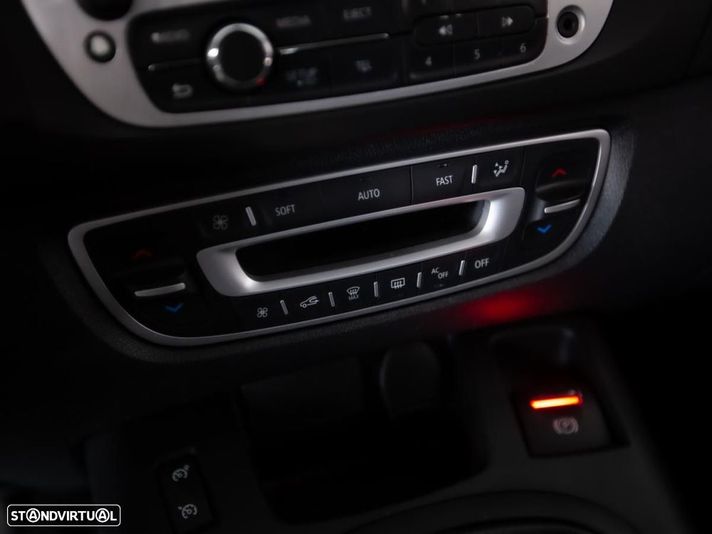 Renault Mégane Scénic - 17