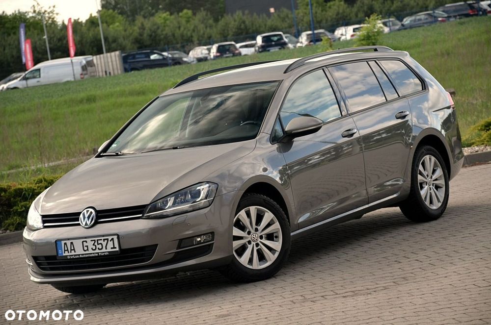Volkswagen Golf - 5