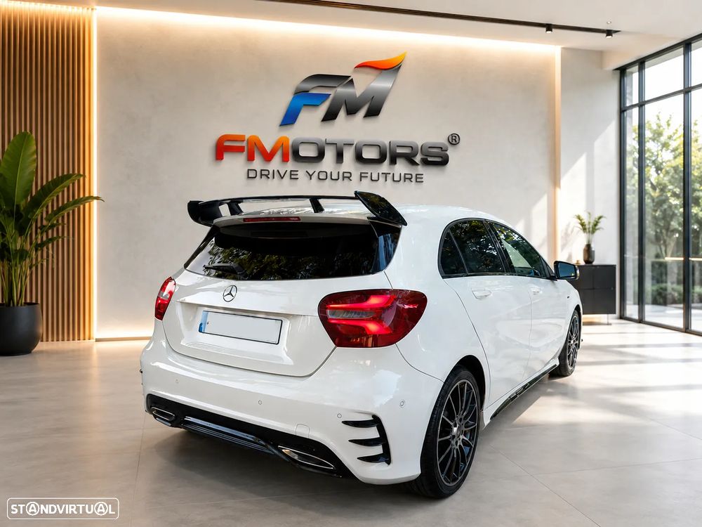 Mercedes-Benz A 180 d 7G-DCT AMG Line - 1