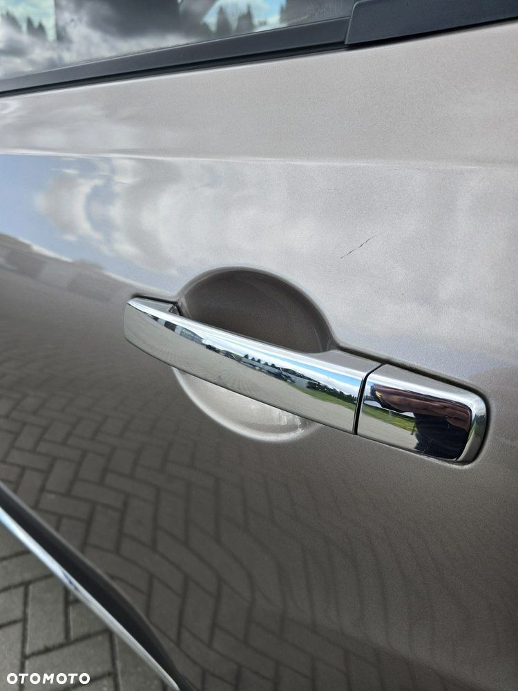 Nissan Qashqai+2 - 27