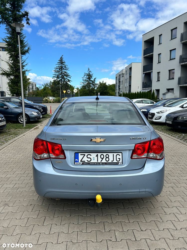 Chevrolet Cruze - 6