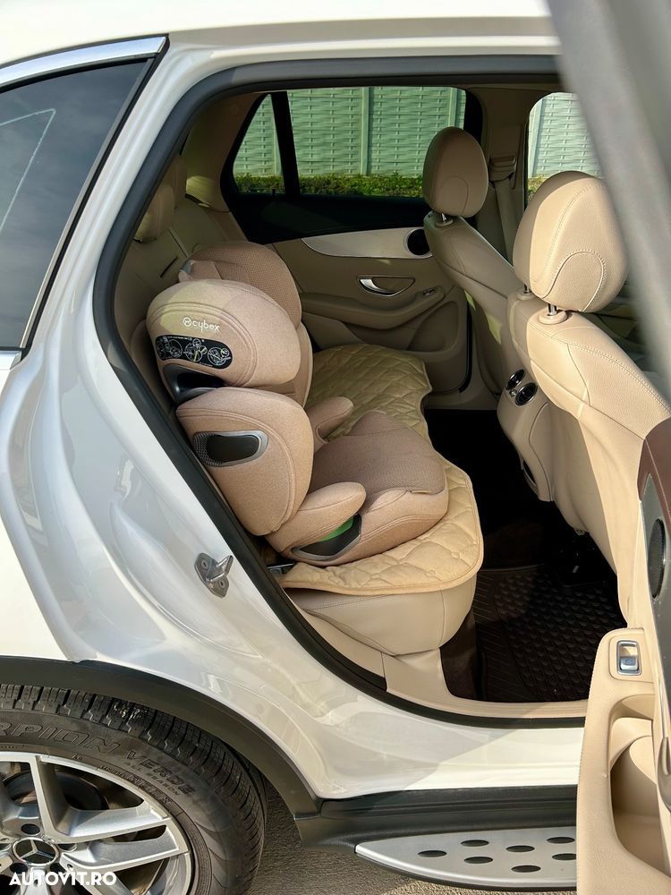 Mercedes-Benz GLC 250 d 4MATIC - 8