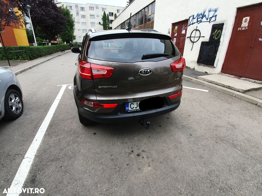 Kia Sportage 2,0 CRDI AWD Aut. Spirit - 3