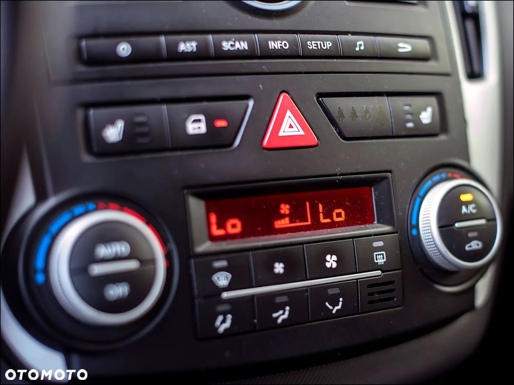 Kia Ceed - 27