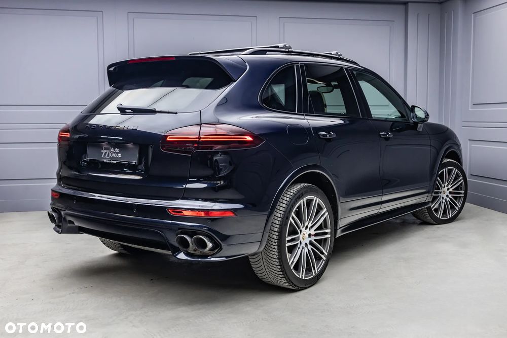 Porsche Cayenne - 3