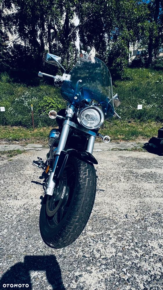 Suzuki Boulevard - 3