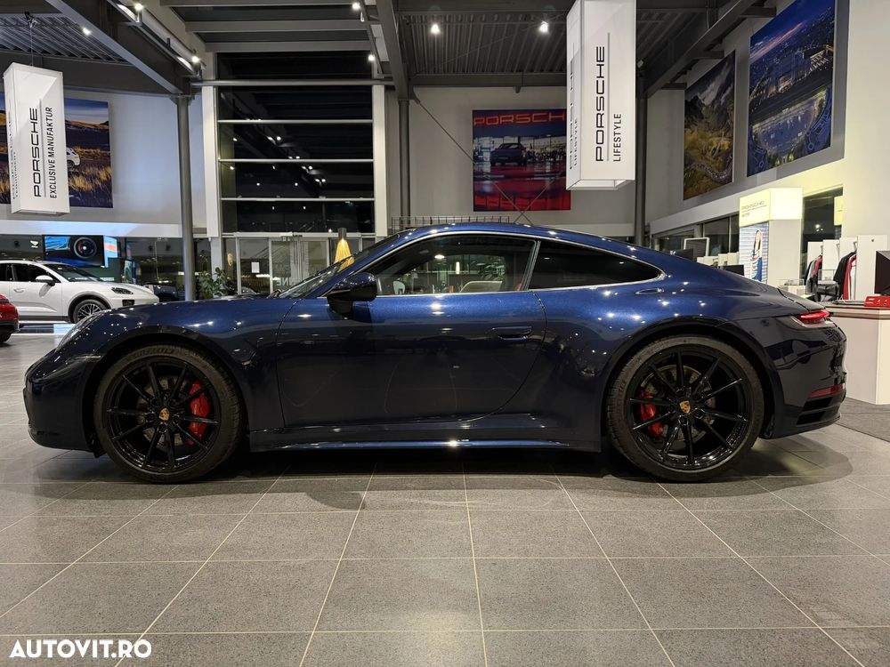 Porsche 911 4S - 2