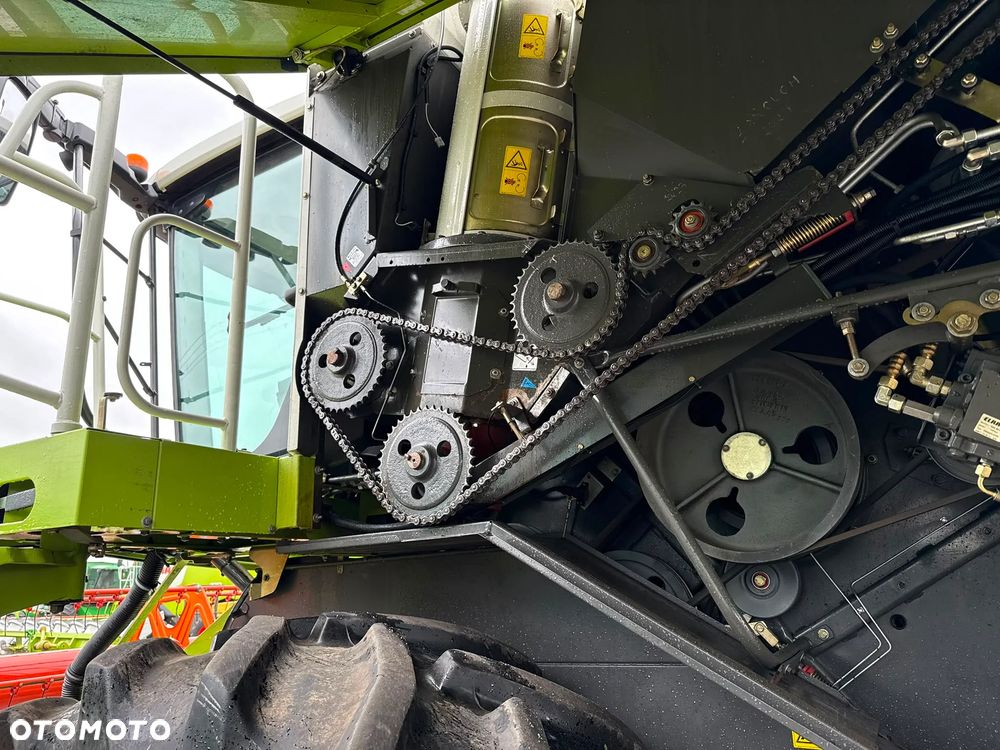 Claas LEXION 670 660  650 JOHN DEERE SERI T 670 - 31
