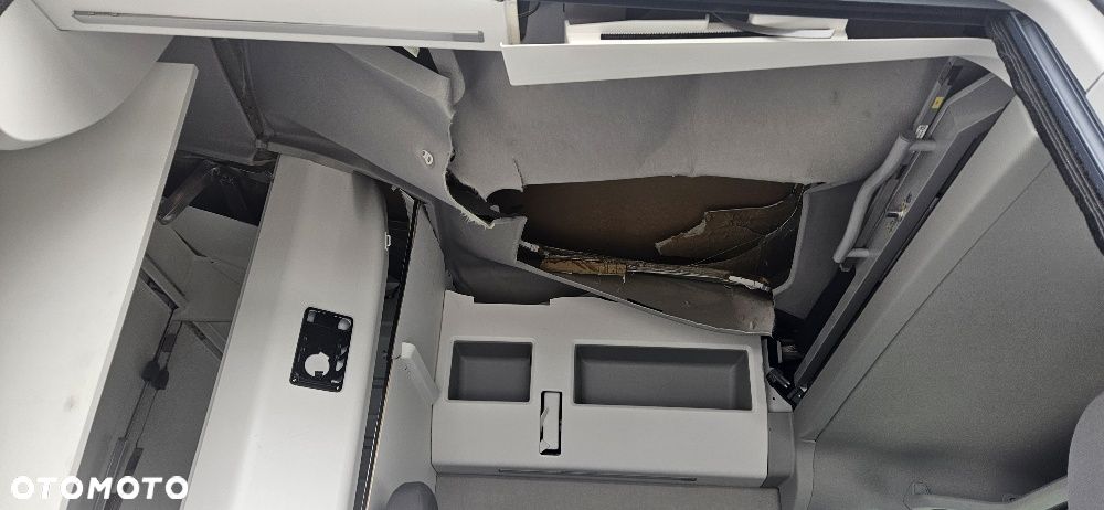 Volkswagen Grand California - 16