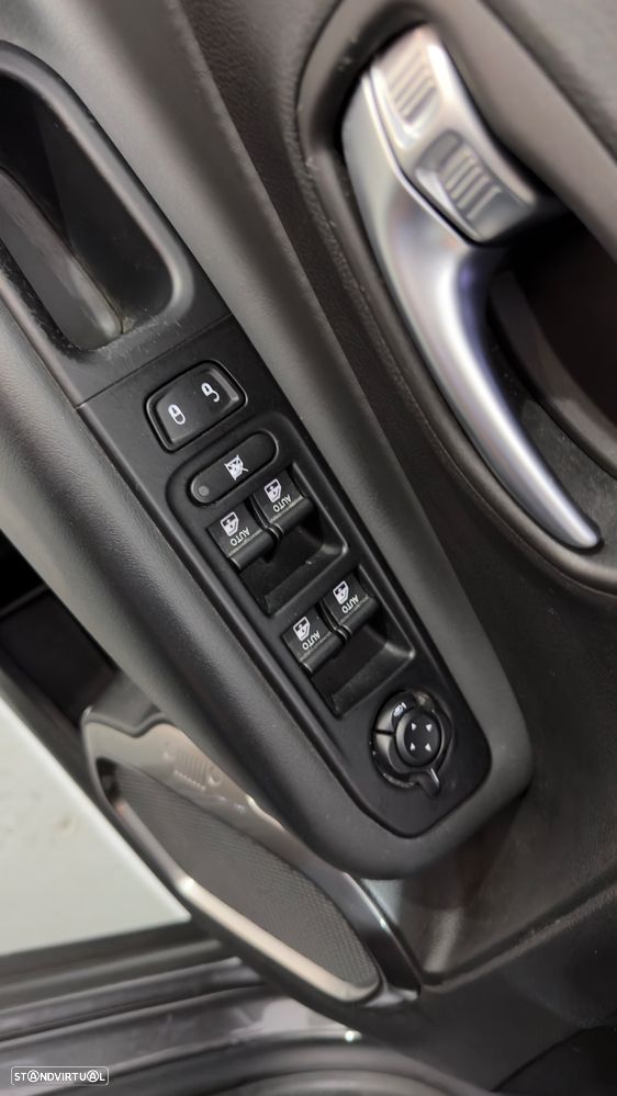 Jeep Renegade 1.0 T-GDI Limited - 20