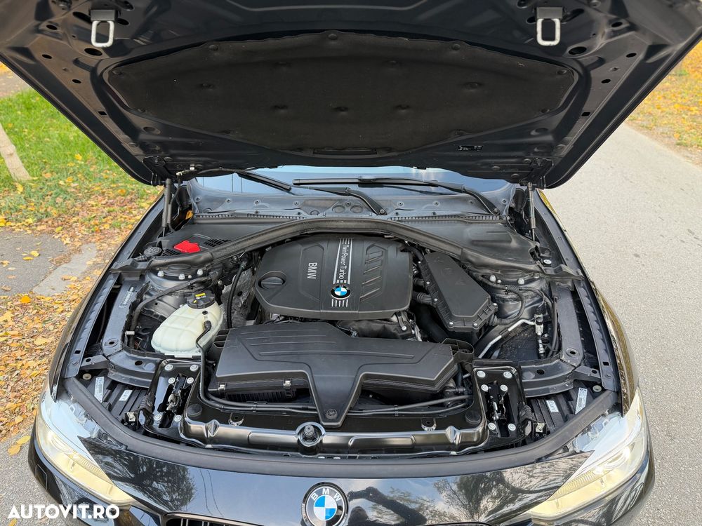 BMW Seria 3 320d Touring Aut. Sport Line - 15