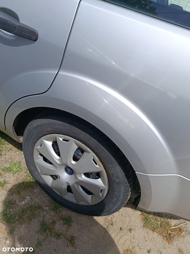 Ford Focus - 8