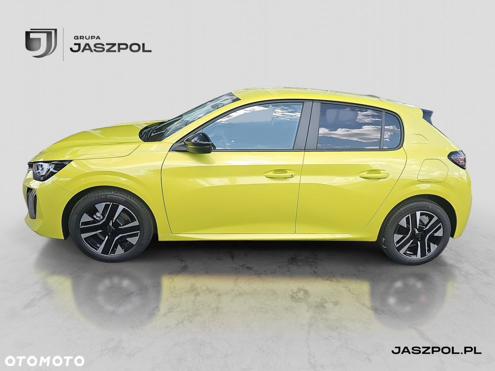 Peugeot 208 - 8